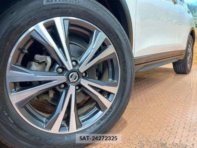 Nissan X-TRAIL 2018-06 8832631-12