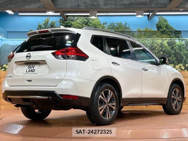 Nissan X-TRAIL 2018-06 8832631-16