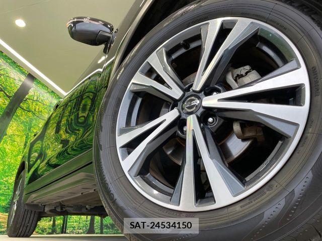 Nissan X-TRAIL 2018-06 8832635-12