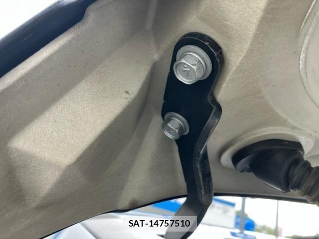 Nissan X-TRAIL 2015-12 8832636-4