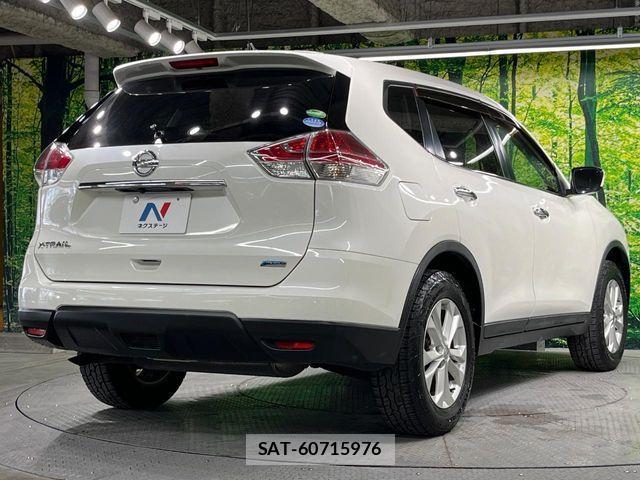 Nissan X-TRAIL 2014-04 8851168-17