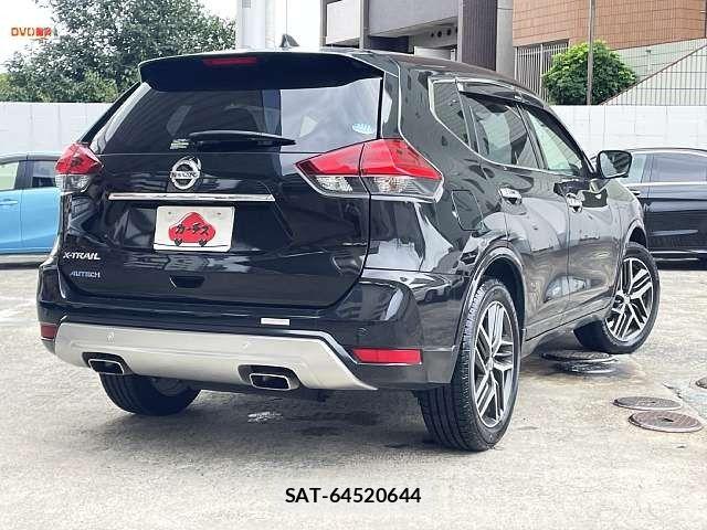 Nissan X-TRAIL 2019-09 8851164-2