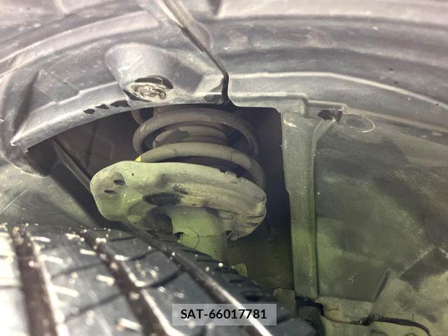 Nissan X-TRAIL 2018-05 8851165-19