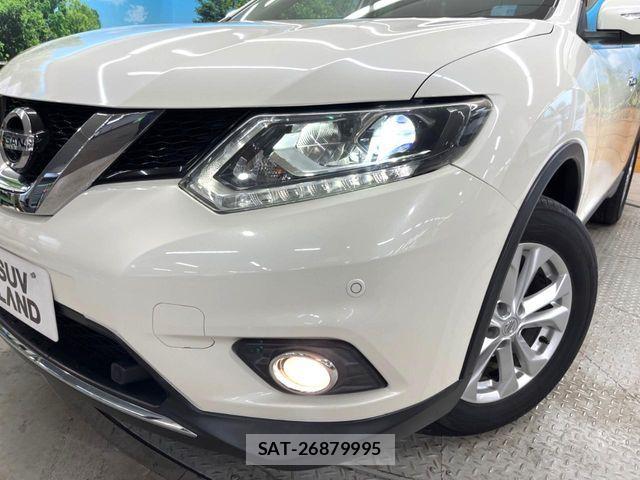 Nissan X-TRAIL 2015-12 8851166-11