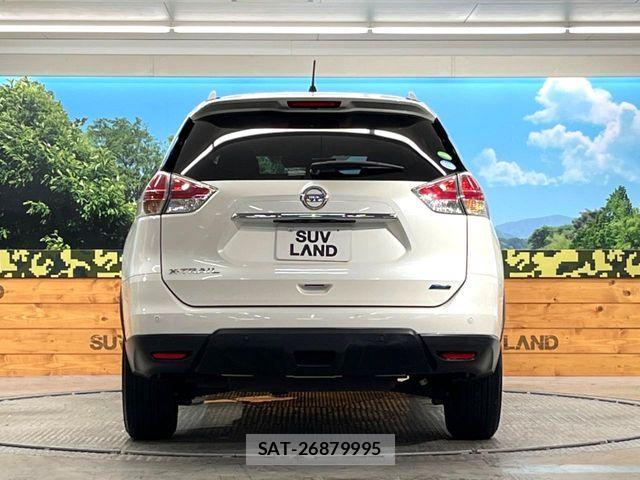 Nissan X-TRAIL 2015-12 8851166-14