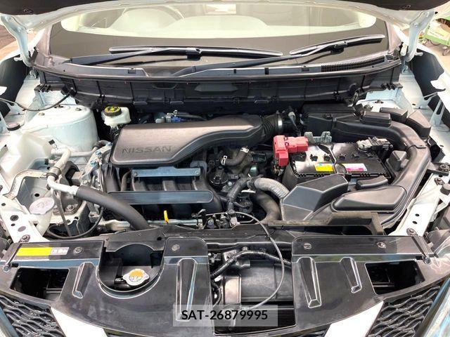 Nissan X-TRAIL 2015-12 8851166-17