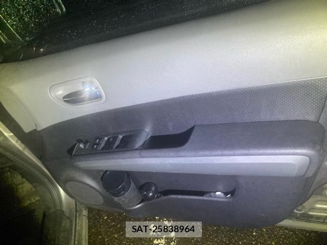 Nissan X-TRAIL 2009-01 8883091-17