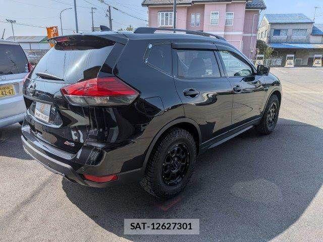 Nissan X-TRAIL 2018-07 3911592-19