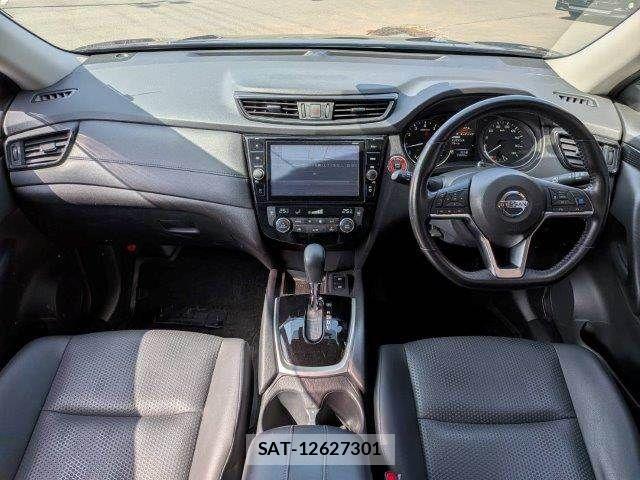 Nissan X-TRAIL 2018-07 3911592-2