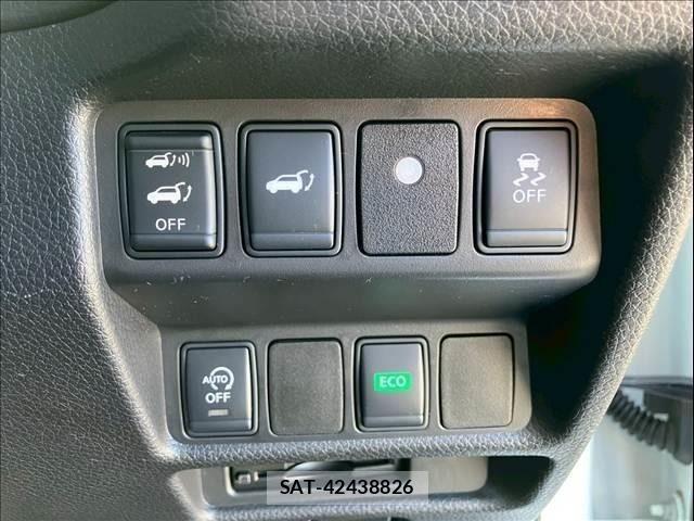 Nissan X-TRAIL 2016-10 4052314-24