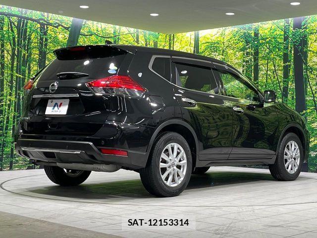 Nissan X-TRAIL 2019-01 4395979-17
