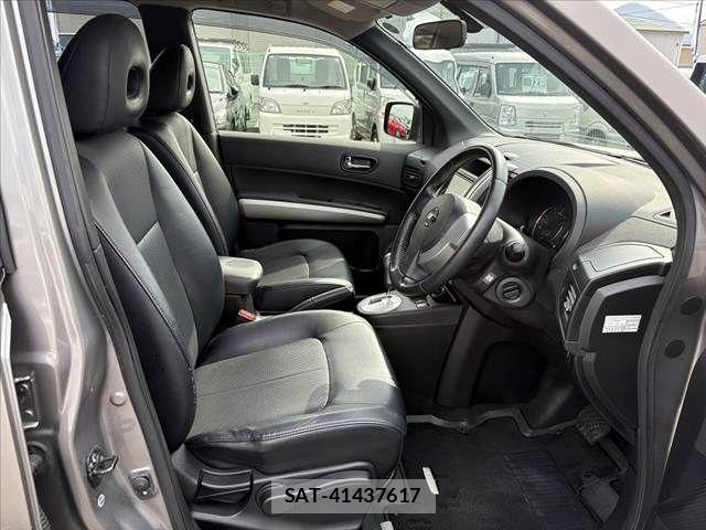 Nissan X-TRAIL 2013-02 4996467-16