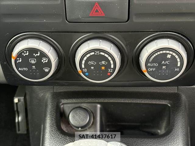 Nissan X-TRAIL 2013-02 4996467-24