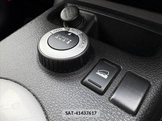 Nissan X-TRAIL 2013-02 4996467-26