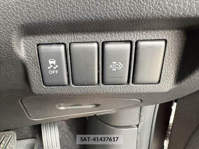 Nissan X-TRAIL 2013-02 4996467-29