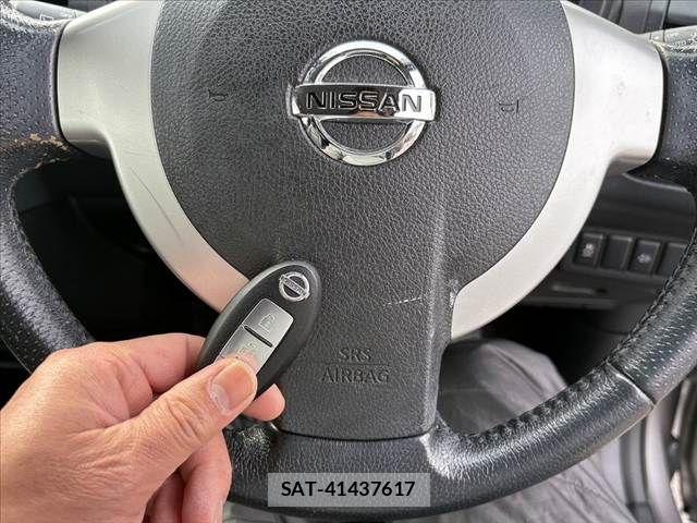 Nissan X-TRAIL 2013-02 4996467-4