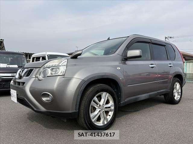 Nissan X-TRAIL 2013-02 4996467-7
