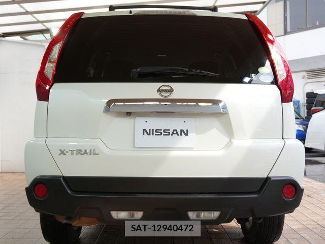 Nissan X-TRAIL 2013-02 4996543-9