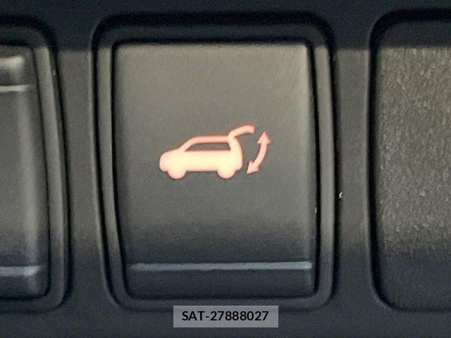 Nissan X-TRAIL 2014-02 4996421-5