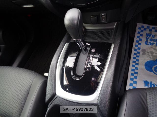 Nissan X-TRAIL 2017-03 4996409-16
