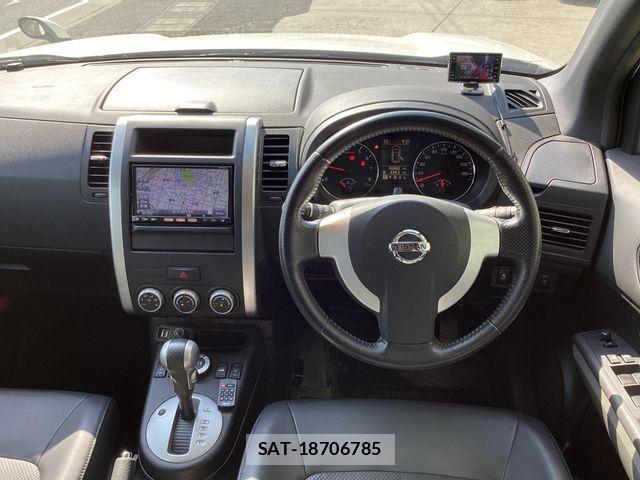 Nissan X-TRAIL 2012-05 4996521-1