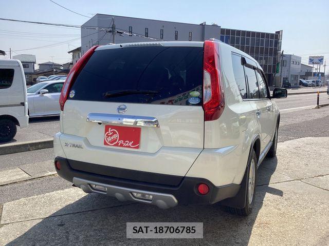 Nissan X-TRAIL 2012-05 4996521-2