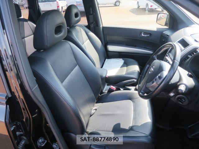 Nissan X-TRAIL 2013-11 4996621-10