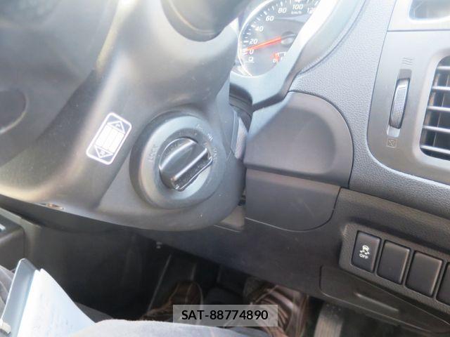 Nissan X-TRAIL 2013-11 4996621-18