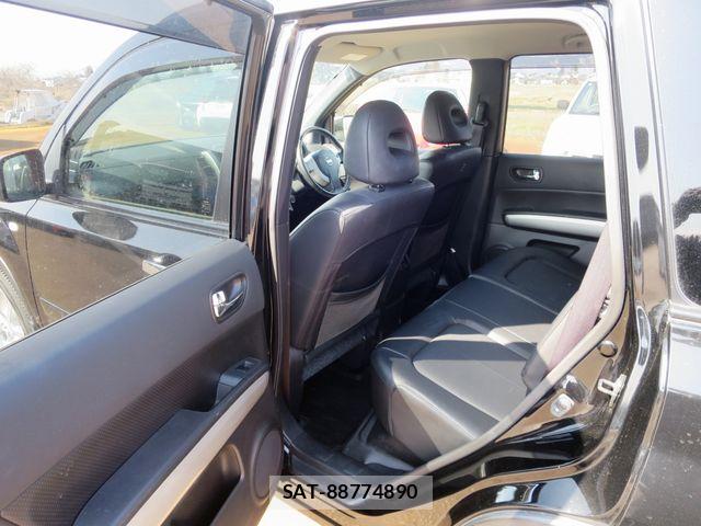 Nissan X-TRAIL 2013-11 4996621-6
