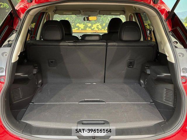 Nissan X-TRAIL 2015-10 4996494-11