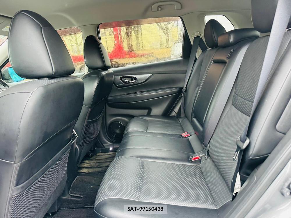 Nissan X-TRAIL 2015 3940263-9