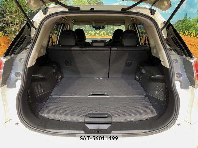 Nissan X-TRAIL 2015-06 5883643-11