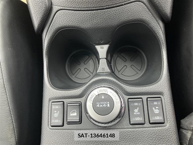 Nissan X-TRAIL 2021-02 5883524-13
