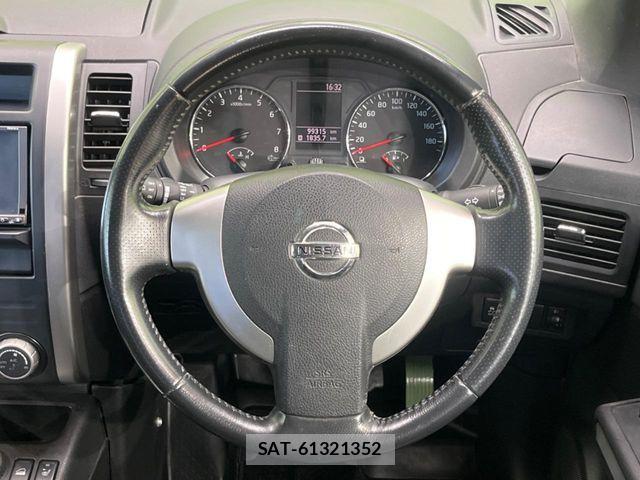 Nissan X-TRAIL 2011-02 5883682-10