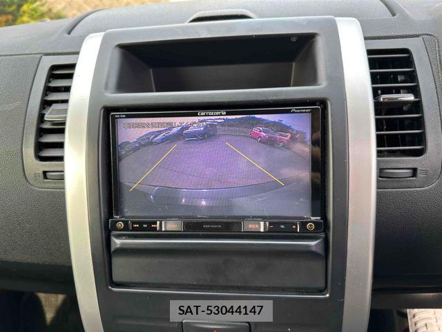 Nissan X-TRAIL 2013-06 5883690-21