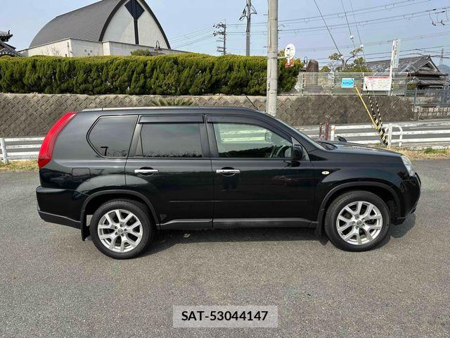 Nissan X-TRAIL 2013-06 5883690-2