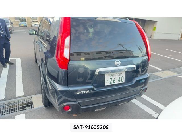 Nissan X-TRAIL 2013-06 5883688-4