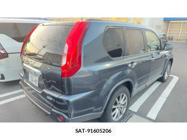 Nissan X-TRAIL 2013-06 5883688-5