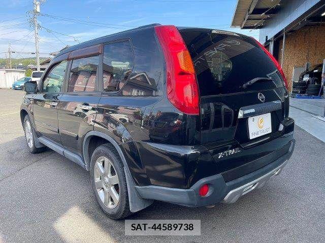 Nissan X-TRAIL 2007-10 6277759-17