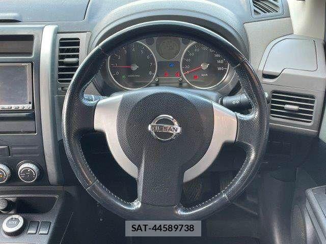 Nissan X-TRAIL 2007-10 6277759-8