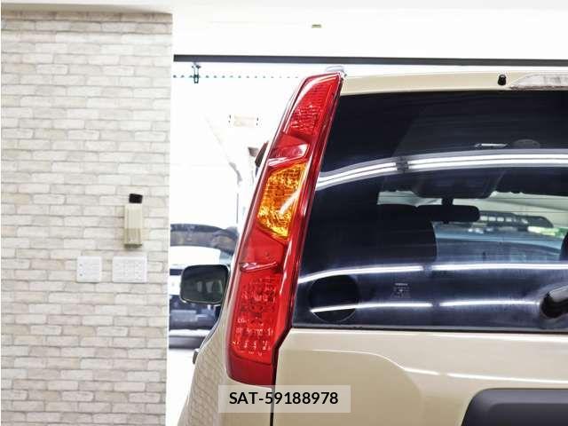 Nissan X-TRAIL 2007-10 6615880-17