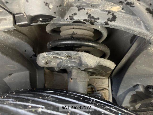 Nissan X-TRAIL 2016-09 6615890-19