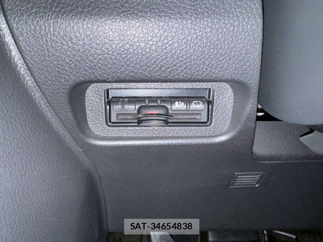 Nissan X-TRAIL 2011-03 6615891-18