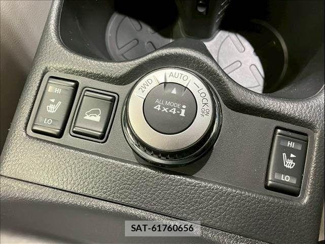 Nissan X-TRAIL 2015-10 6615887-18