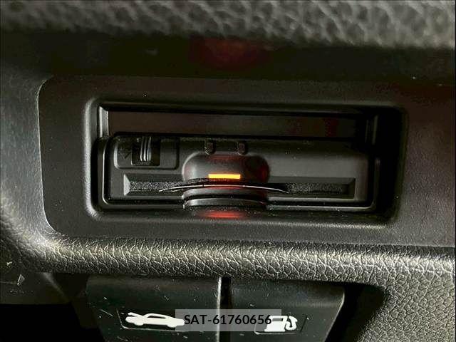 Nissan X-TRAIL 2015-10 6615887-24