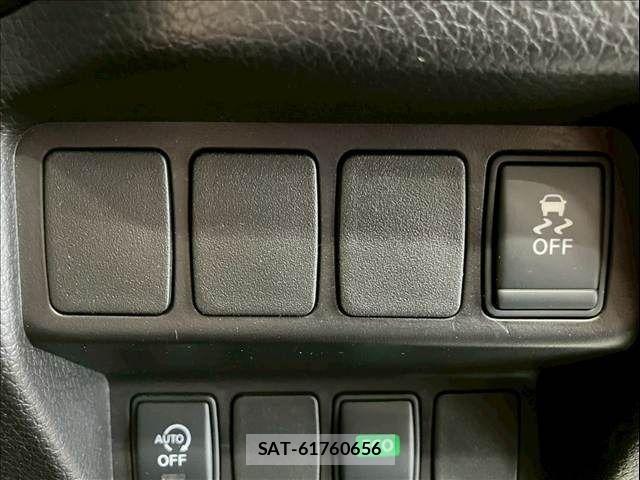 Nissan X-TRAIL 2015-10 6615887-25