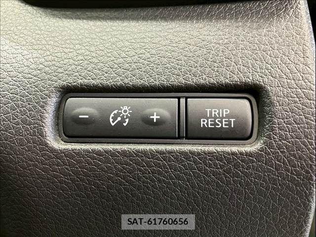 Nissan X-TRAIL 2015-10 6615887-27