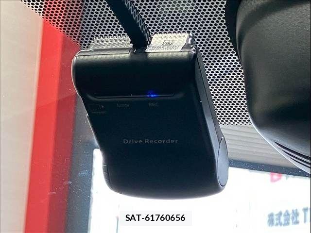 Nissan X-TRAIL 2015-10 6615887-28