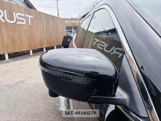 Nissan X-TRAIL 2018-12 6615883-24