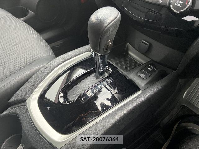 Nissan X-TRAIL 2018-07 6615871-11